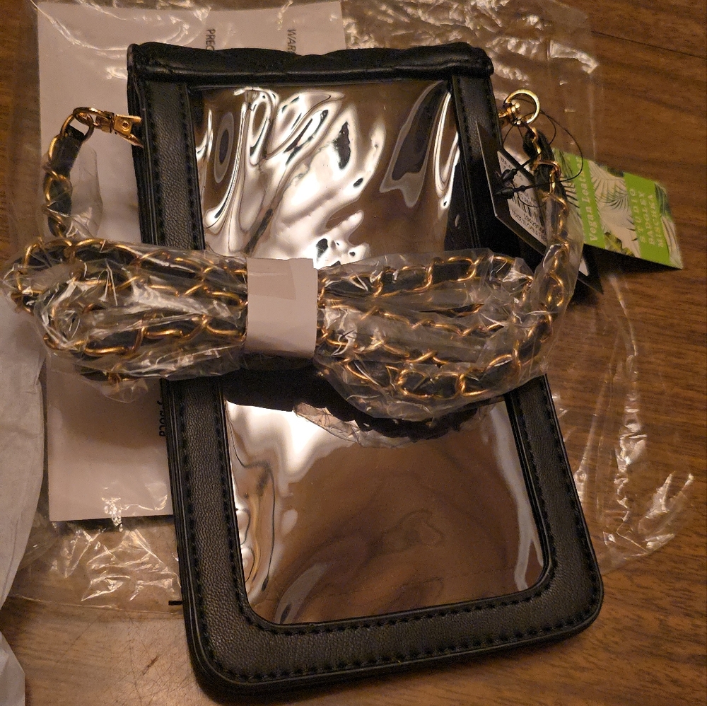 Badgley Mischka Crossbody Vegan Leather Black Quilted Phone Carry Case - Picture 6 of 7